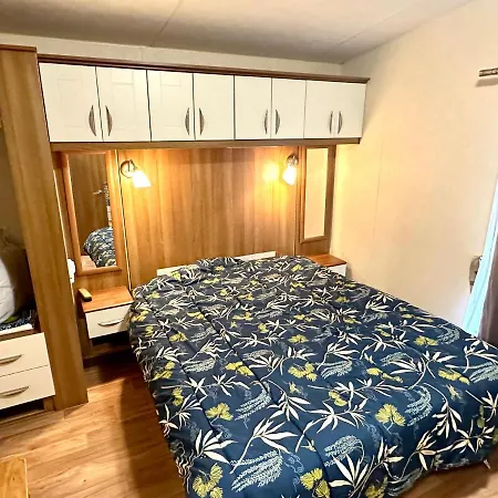 Camping Mobil Spacieux Equipe Dans Avec Piscine Notre-Dame-de-Riez